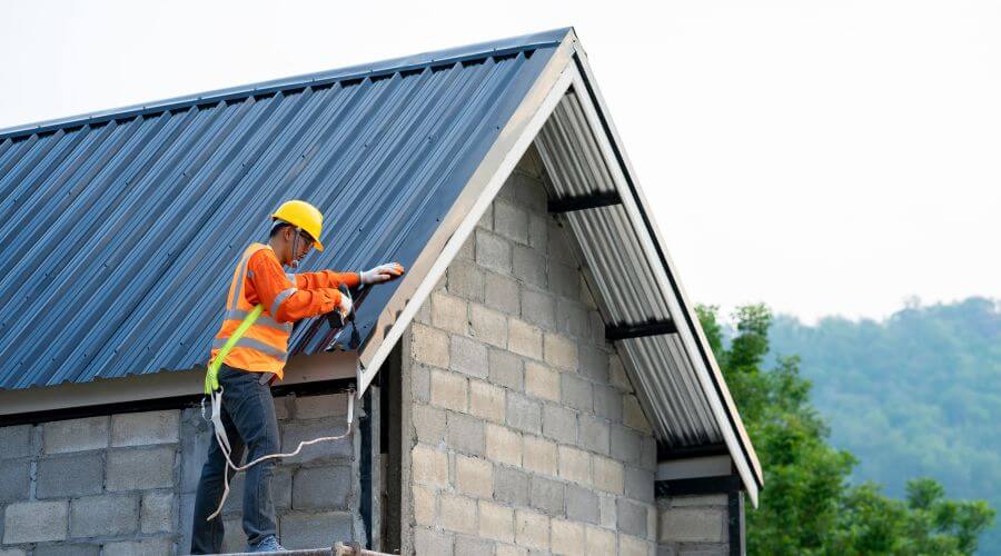 Professional residential roofers in Glenwood City, WI